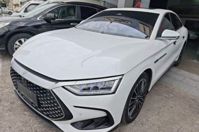 BYD Han 2022 DM-i 121KM Luxury Model usado