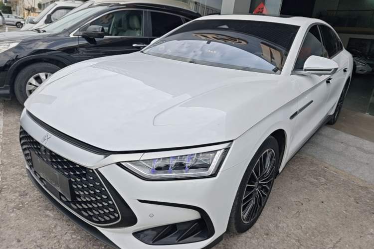 BYD Han 2022 DM-i 121KM Luxury Model مستعملة Guazi used car, China used car export, Used car for sale, Used  cars, Cheapest cars for sale