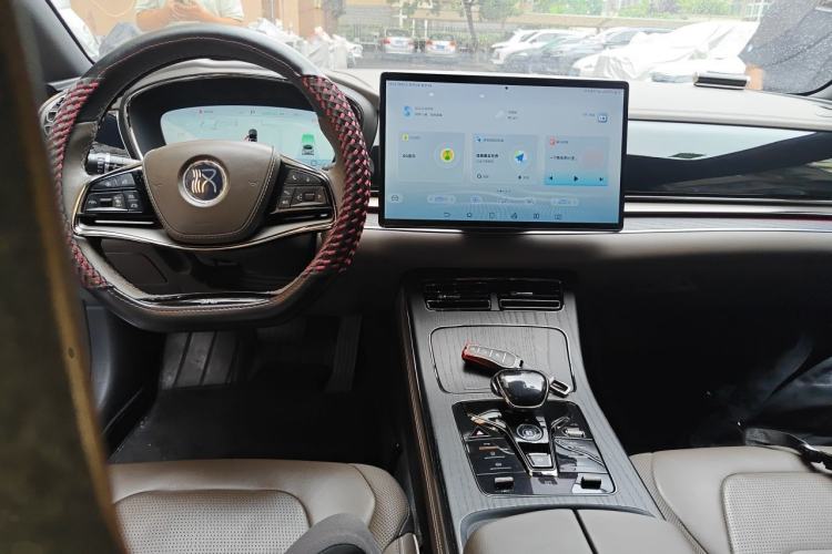 Used BYD Han 2022 DM-i 121KM Luxury Model Center Console