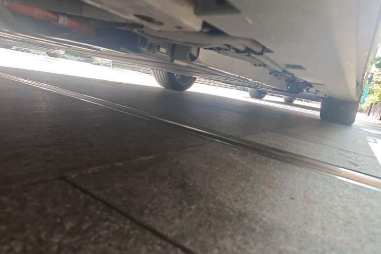 Used BYD Han 2022 DM-i 121KM Luxury Model Chassis Front Left