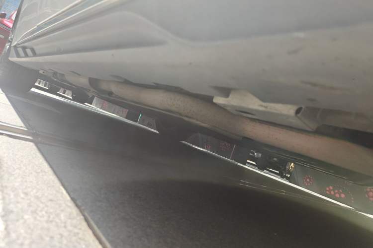 Used BYD Han 2022 DM-i 121KM Luxury Model Chassis Front Right