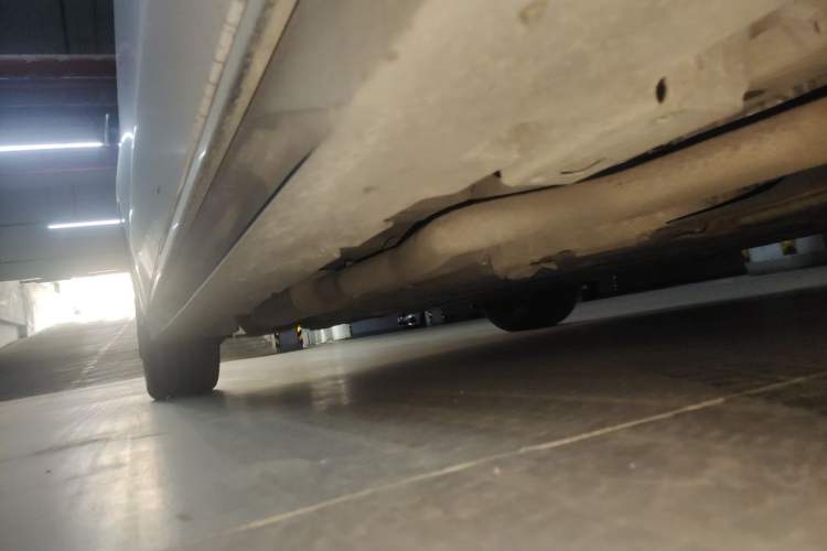 Used BYD Han 2022 DM-i 121KM Luxury Model Chassis Front Right