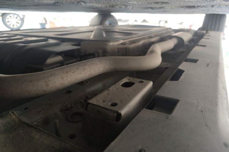 Used BYD Han 2022 DM-i 121KM Luxury Model Chassis Front Right