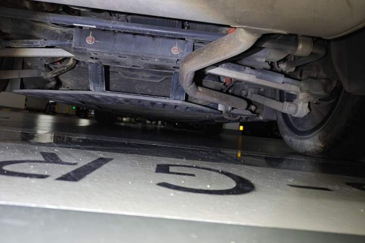 Used BYD Han 2022 DM-i 242km Flagship Model Chassis Rear