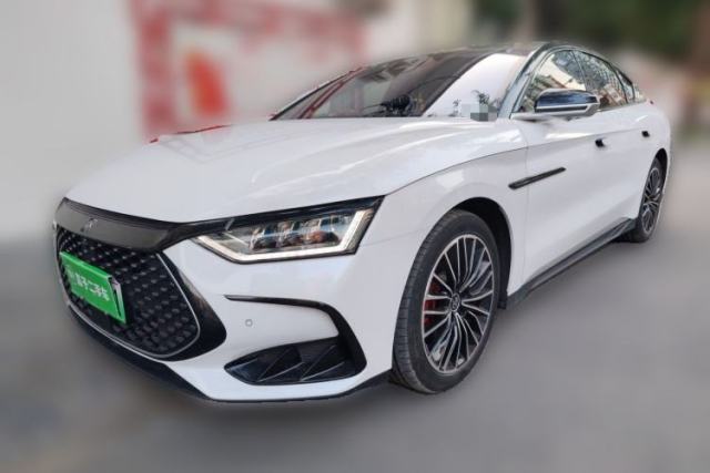BYD Han 2022 DM-i 121KM Prestige Model с пробегом