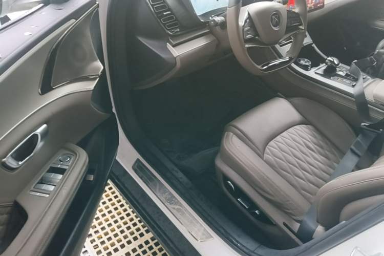Used BYD Han 2022 DM-i 121KM Prestige Model Driver Seat