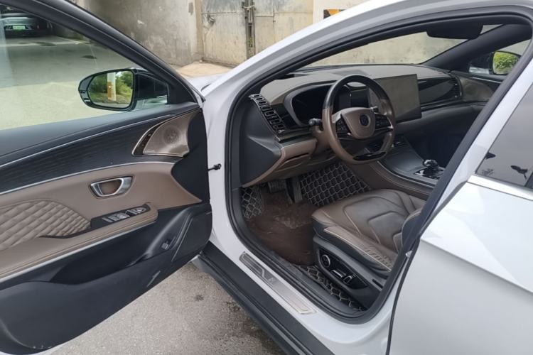 Used BYD Han 2022 EV Genesis Edition 715 km Front-Wheel-Drive Flagship Model Driver Seat