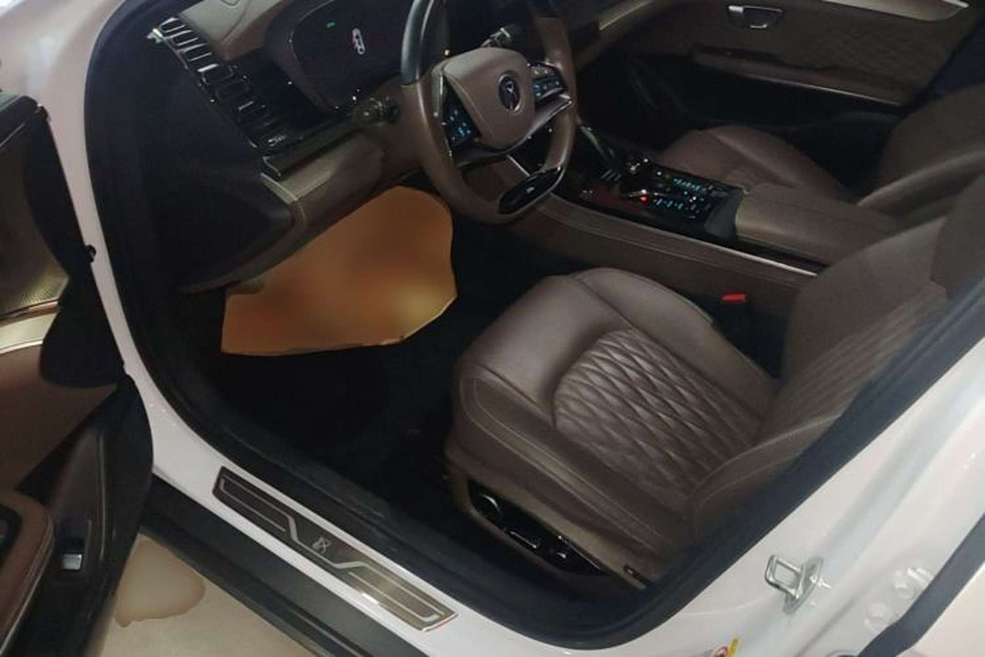 Used BYD Han 2022 DM-i 121KM Prestige Model Driver Seat