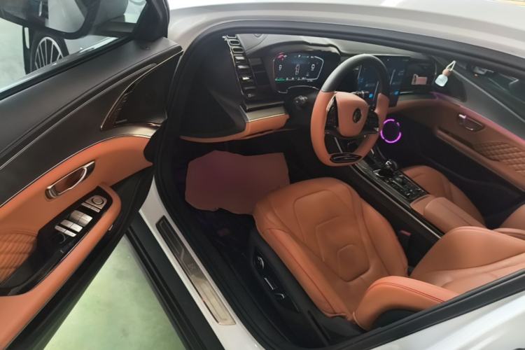 Used BYD Han 2022 DM-i 121KM Prestige Model Driver Seat