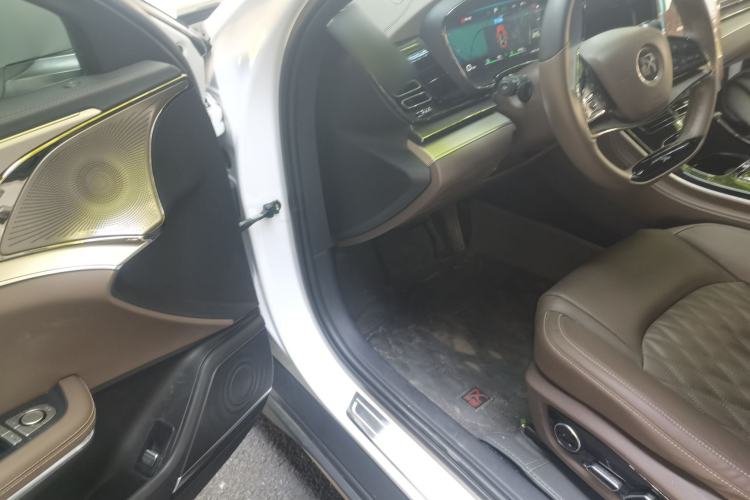 Used BYD Han 2022 DM-i 121KM Prestige Model Driver Seat