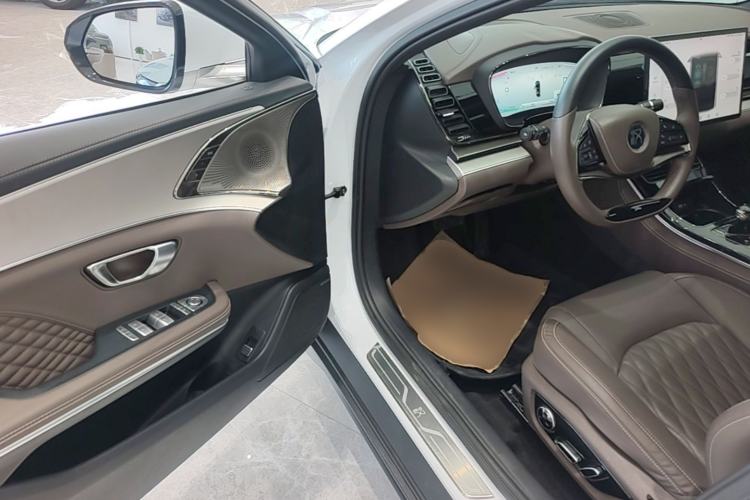 Used BYD Han 2022 DM-i 121KM Prestige Model Driver Seat