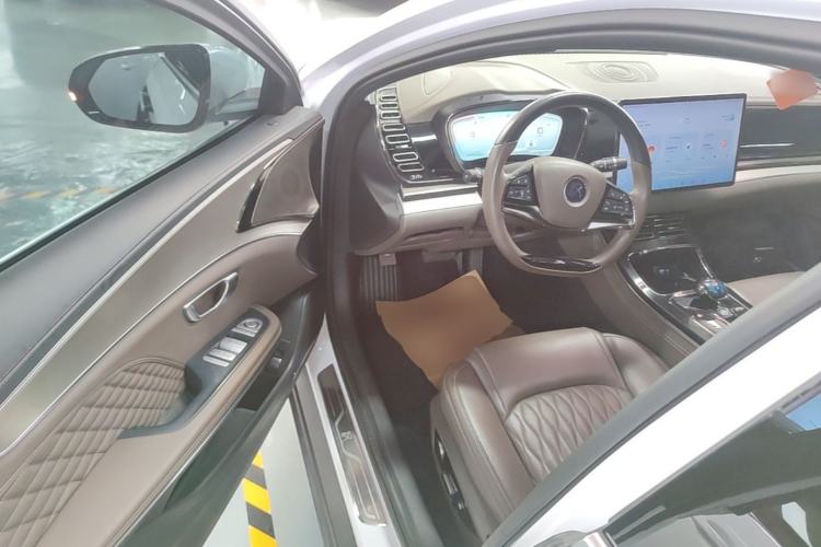Used BYD Han 2022 DM-i 121KM Prestige Model Driver Seat