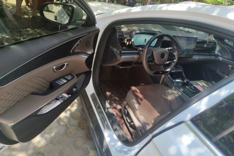 Used BYD Han 2022 DM-i 121KM Luxury Model Driver Seat