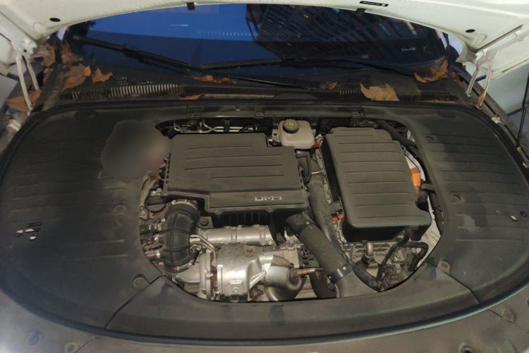 Used BYD Han 2022 DM-i 121KM Luxury Model Engine Bay