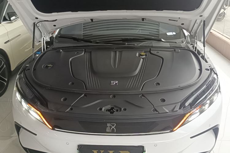 Used BYD Han 2022 EV Genesis Edition 715 km Front-Wheel-Drive Flagship Model Engine Bay