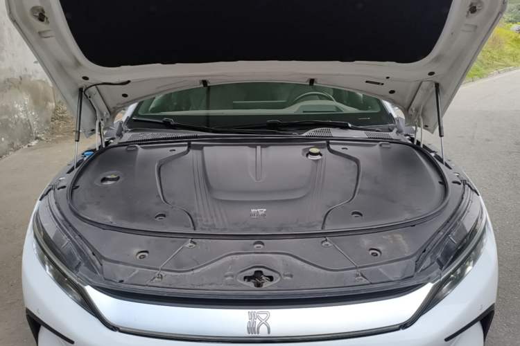 Used BYD Han 2022 EV Genesis Edition 715 km Front-Wheel-Drive Flagship Model Engine Bay