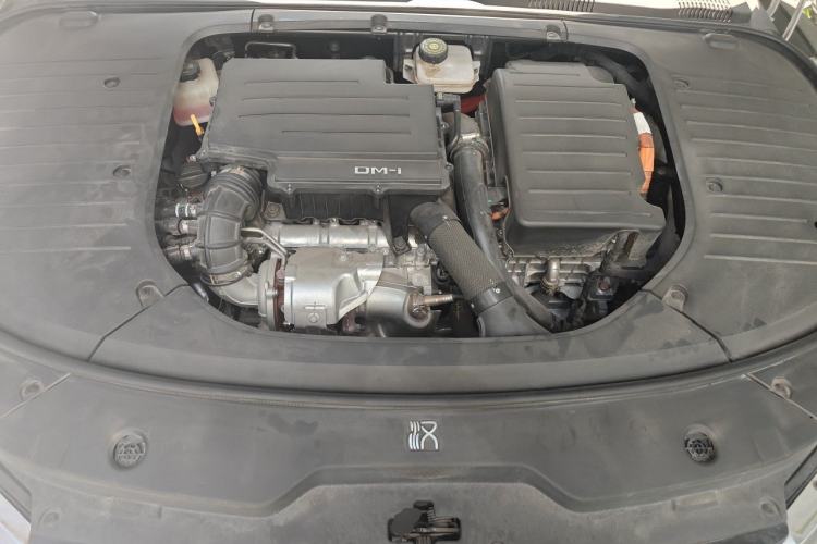 Used BYD Han 2022 DM-i 121KM Luxury Model Engine Bay