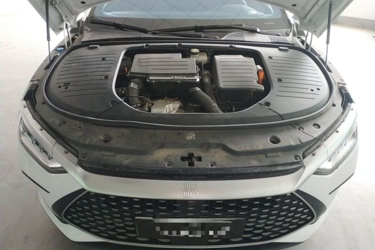 Used BYD Han 2022 DM-i 121KM Prestige Model Engine Bay