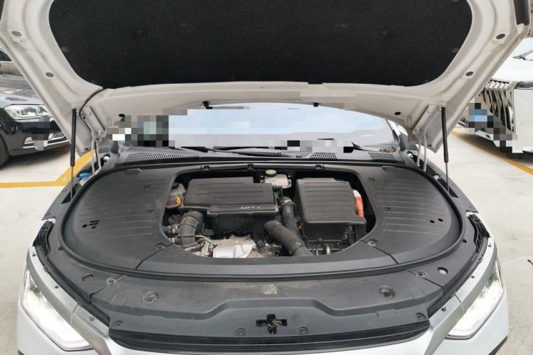 Used BYD Han 2022 DM-i 121KM Luxury Model Engine Bay