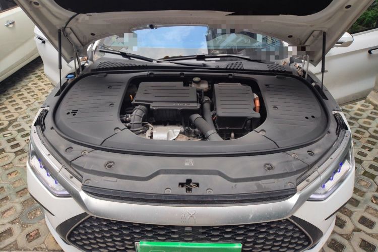 Used BYD Han 2022 DM-i 121KM Luxury Model Engine Bay