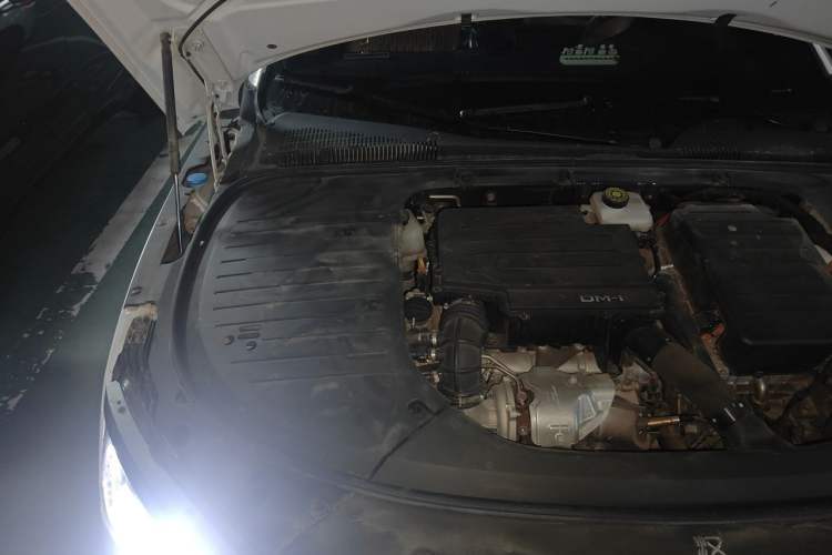 Used BYD Han 2022 DM-i 121KM Prestige Model Engine Bay Right