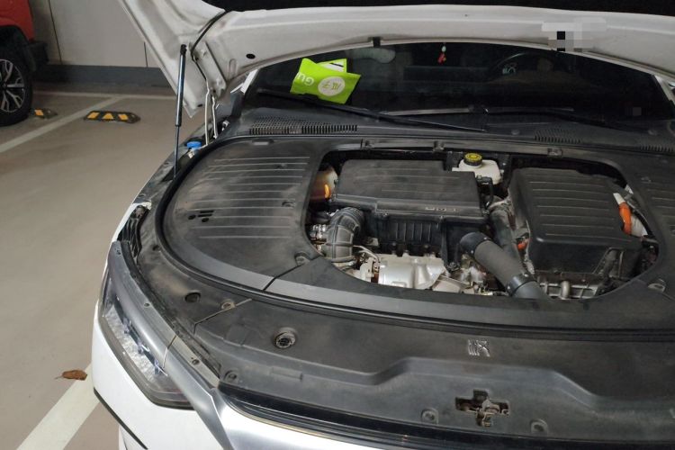 Used BYD Han 2022 DM-i 121KM Prestige Model Engine Bay Right
