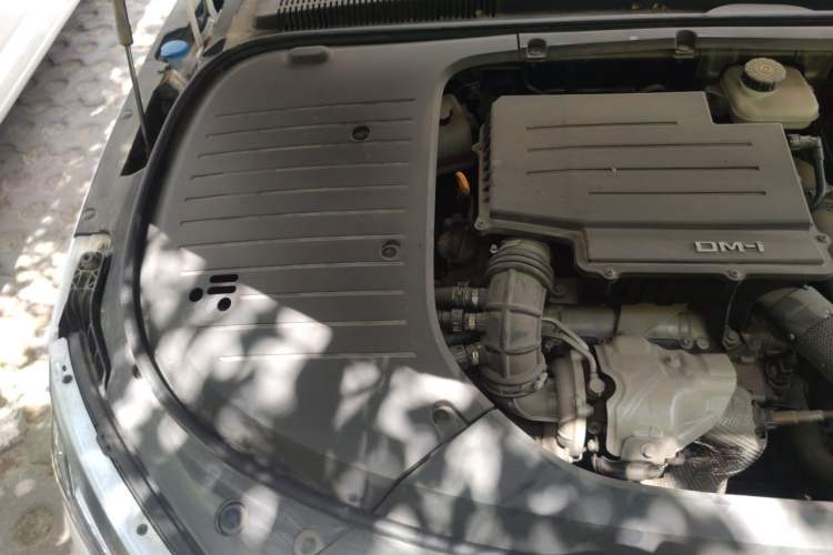 Used BYD Han 2022 DM-i 121KM Luxury Model Engine Bay Right
