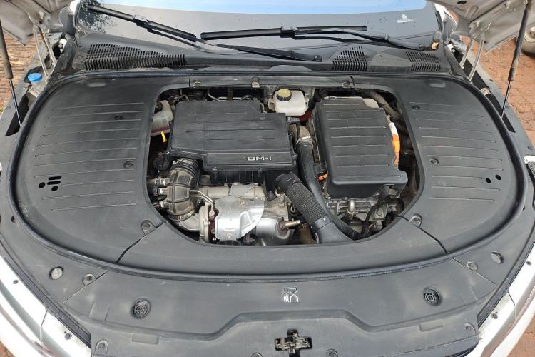 Used BYD Han 2022 DM-i 121KM Prestige Model Engine Bay