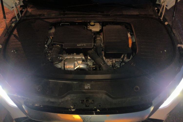 Used BYD Han 2022 DM-i 121KM Luxury Model Engine Bay