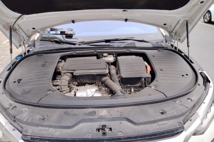 Used BYD Han 2022 DM-i 121KM Luxury Model Engine Bay