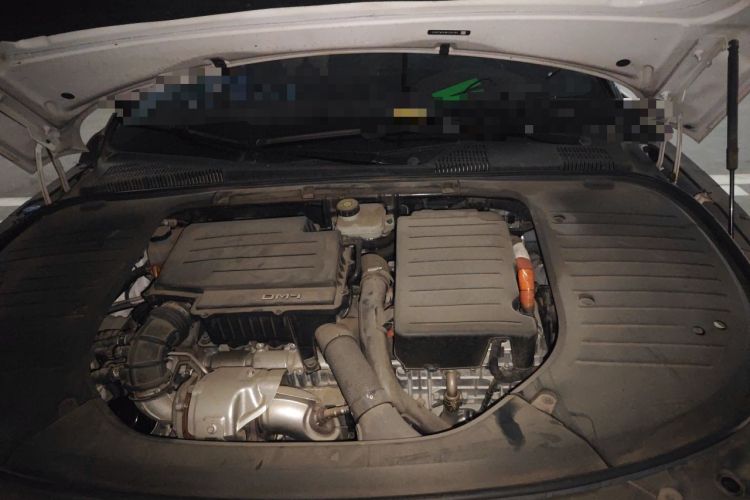 Used BYD Han 2022 DM-i 121KM Luxury Model Engine Bay