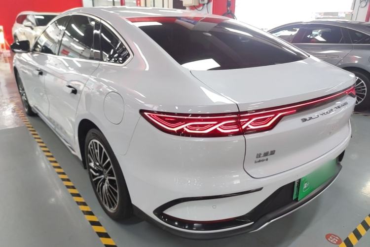 Used BYD Han 2022 DM-i 121KM Prestige Model Exterior 2