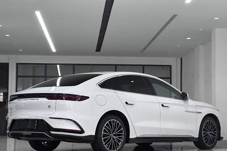 Used BYD Han 2022 DM-i 121KM Luxury Model Exterior 3