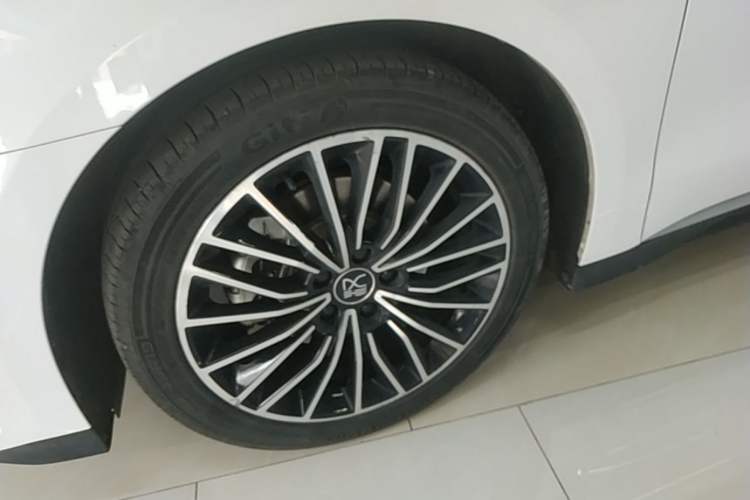Used BYD Han 2022 DM-i 121KM Luxury Model Exterior 4