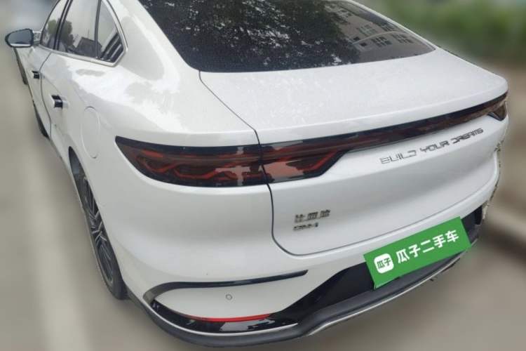 Used BYD Han 2022 DM-i 121KM Luxury Model Exterior 4