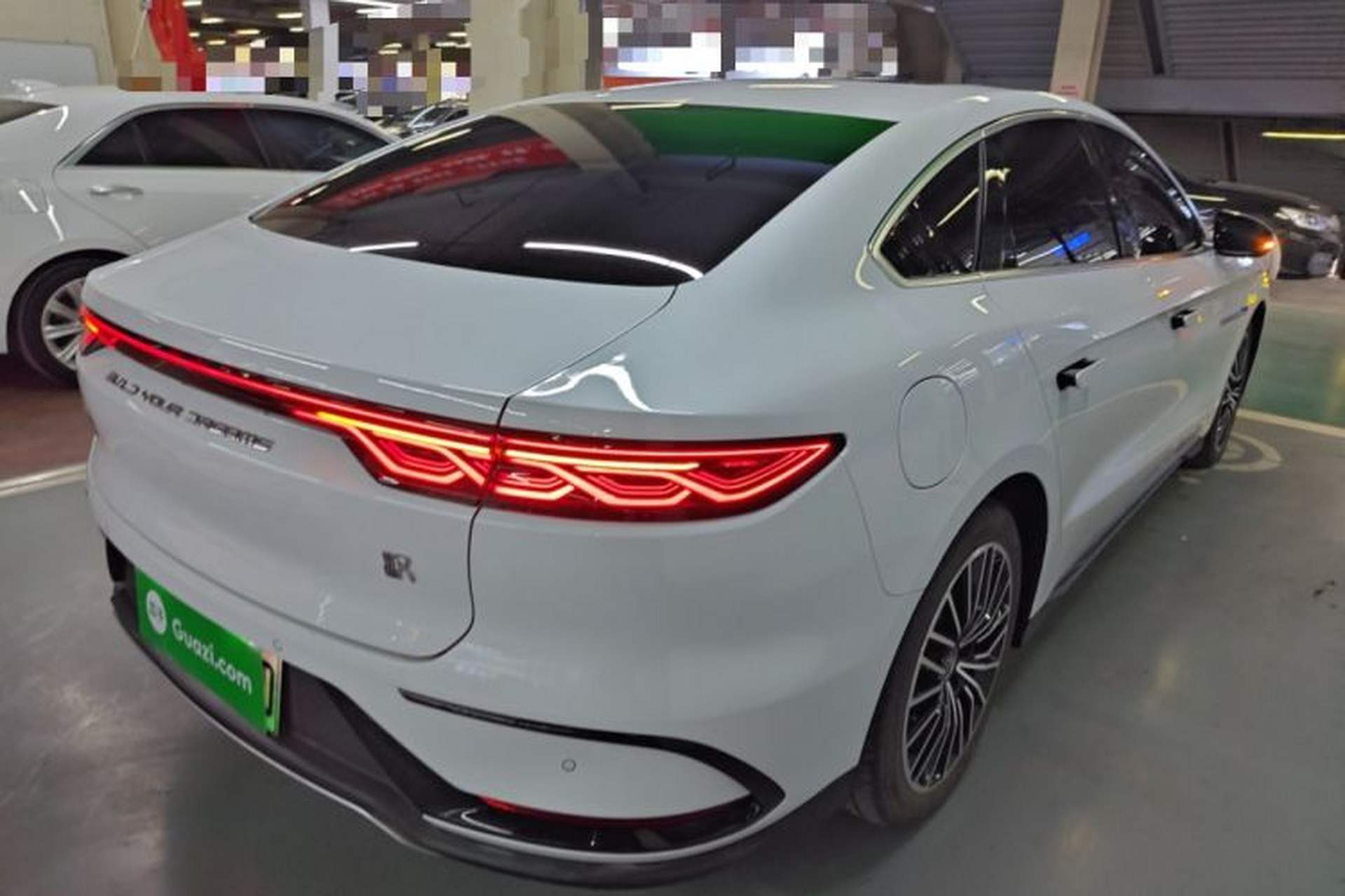 Used BYD Han 2022 DM-i 121KM Prestige Model Exterior 5