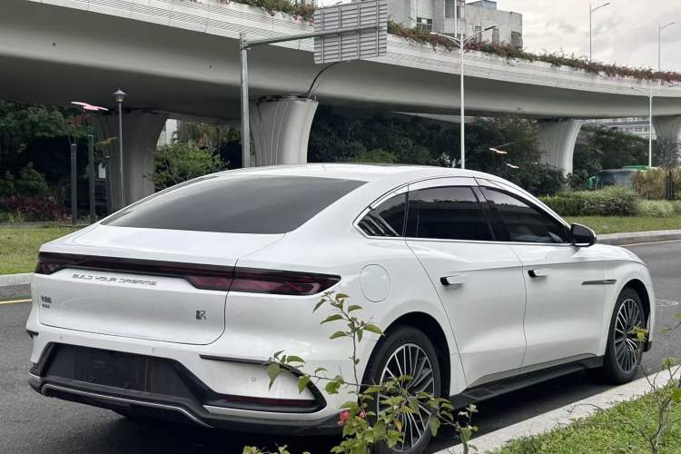 Used BYD Han 2022 DM-i 121KM Prestige Model Exterior 7