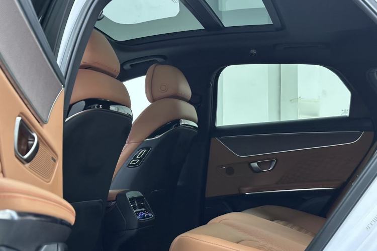 Used BYD Han 2022 DM-i 121KM Luxury Model Exterior 8