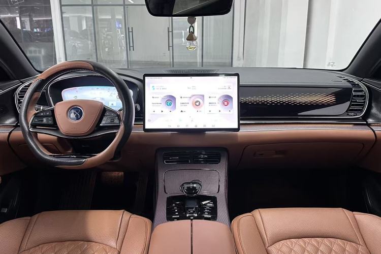 Used BYD Han 2022 DM-i 121KM Luxury Model Exterior 9