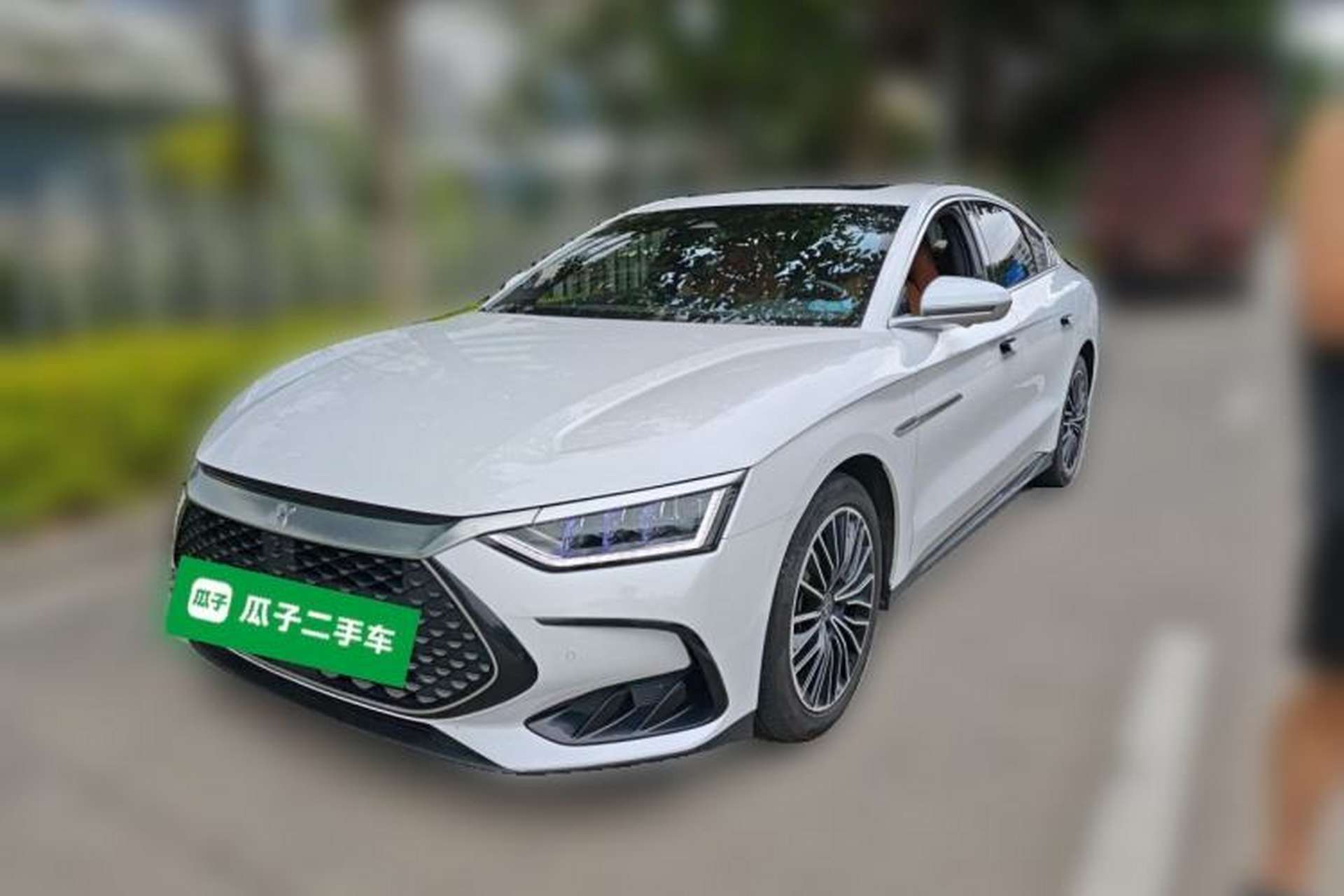 Used BYD Han 2022 DM-i 121KM Luxury Model Front Left 45 Deg