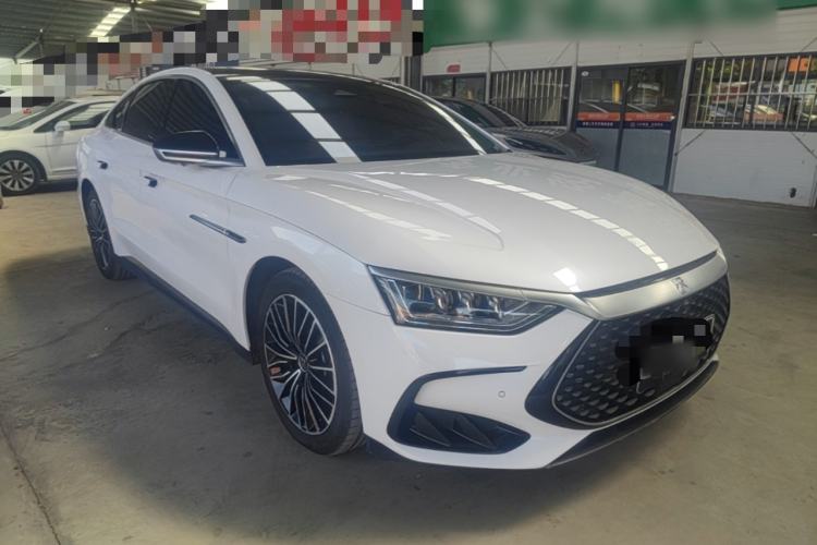 Used BYD Han 2022 DM-i 121KM Prestige Model Front Right 45 Deg