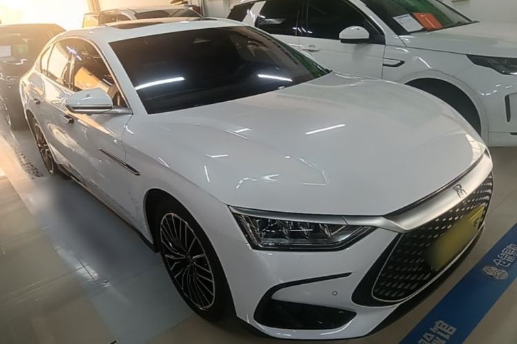 Used BYD Han 2022 DM-i 121KM Luxury Model Front Right 45 Deg