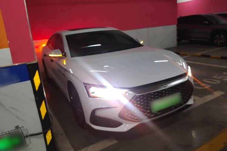 Used BYD Han 2022 DM-i 121KM Prestige Model Front Right 45 Deg