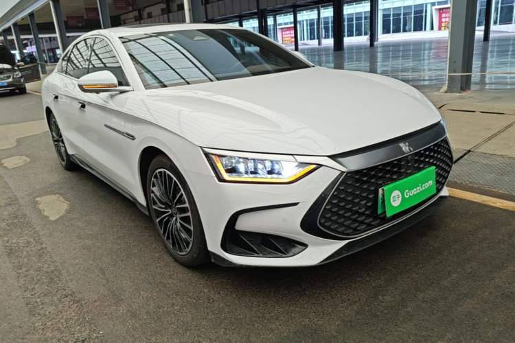 Used BYD Han 2022 DM-i 121KM Luxury Model Front Right 45 Deg