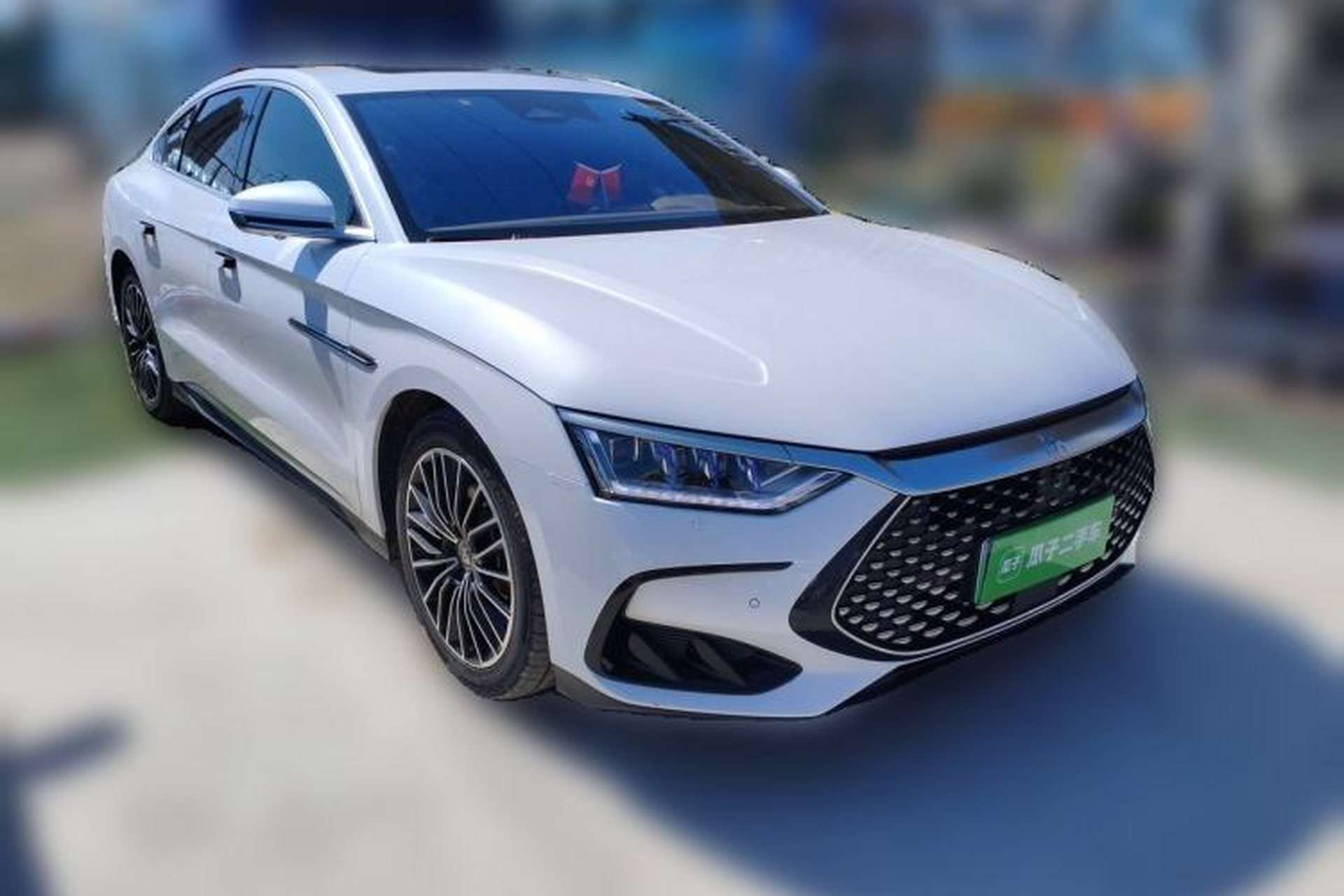 Used BYD Han 2022 DM-i 121KM Luxury Model Front Right 45 Deg