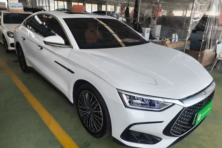 Used BYD Han 2022 DM-i 121KM Prestige Model Front Right 45 Deg