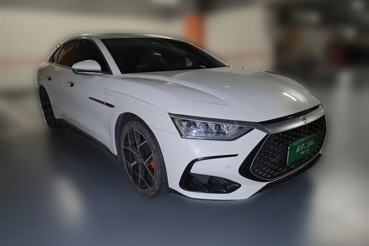 Used BYD Han 2022 DM-i 242km Flagship Model Front Right 45 Deg