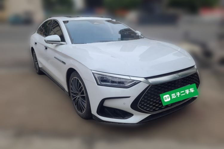 Used BYD Han 2022 DM-i 121KM Prestige Model Front Right 45 Deg