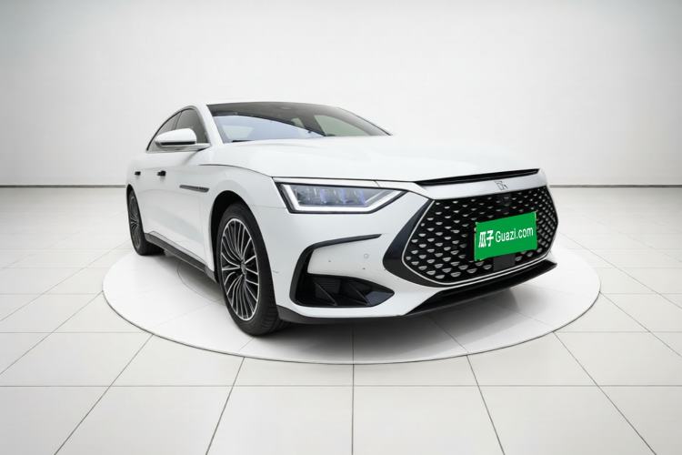Used BYD Han 2022 DM-i 121KM Prestige Model Front Right 45 Deg