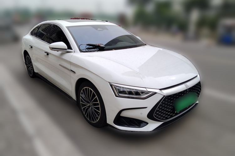 Used BYD Han 2022 DM-i 121KM Luxury Model Front Right 45 Deg